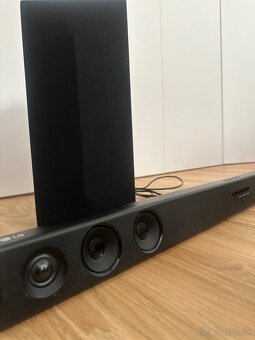 LG soundbar - 2