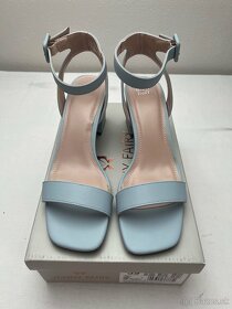 Dámske bledomodré topánky - 2