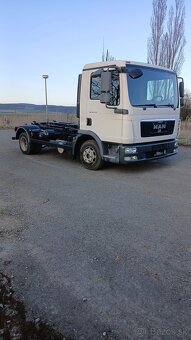 Man tgl 8.220 Nosič kontajneru - 2