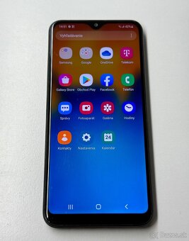 Predám používaný Samsung Galaxy A20e A202F/DS - 2