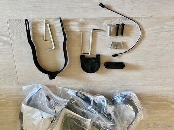 Podložka pod blatník a stojan Xiaomi pri 10″ kolesa - 2