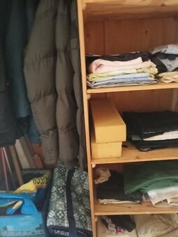 Starozitna skriňa so suflikom - 2