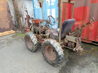 Smykem řízený malotraktor - 2