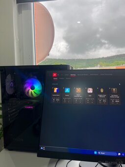 herný pc setup - 2