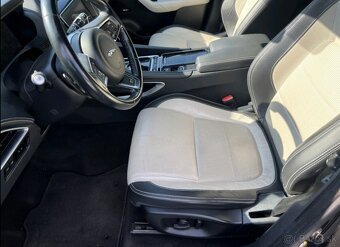 Jaguar f-pace komplet po servise - 2