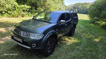 Mitsubishi l 200 - 2