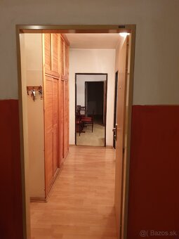 ⌂ Prenájom 2-izbový byt s balkónom 56 m2 Prievidzská Handlov - 2