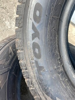 zimní pneu TOYO 235/65R16 C vzorek 7mm - 2