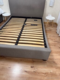 Manzelska postel s matracom - 2