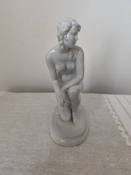 Zsolnay akt žena porcelánová soška - 2