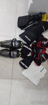 Detska hokejova vystroj - 2