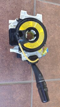 Kia Sorento I , podvolantovy krúžok - 2