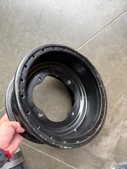 Disky yamaha R10 - 2