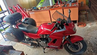 Kawasaki gpz1100 - 2