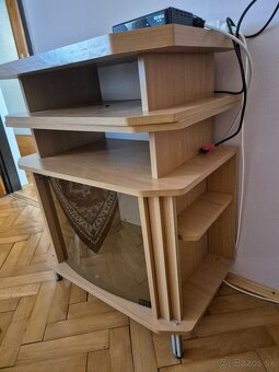 Stolík pod TV - 2