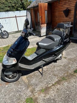 Piaggio Super Hexagon 180gtx - 2