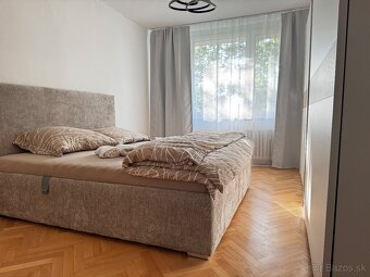Moderný 2-izbový byt s bezplatným parkovaním - 2