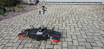 Nosic na 2 elektro bicykle thule - 2