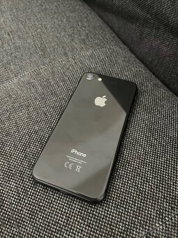 Predam iPhone 8 - 2