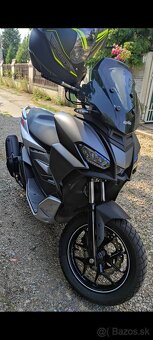 Apríla SR GT 125 - 2