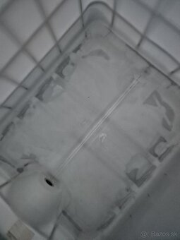 1000l IBC kontajner ako novy - 2