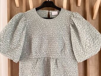 Krásne tehotenské slávnostné šaty - 2