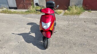 Honda SCV 100F - 2
