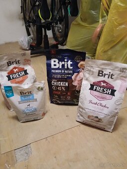 Granule Brit - 2