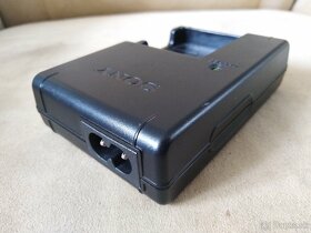 Sony battery charger BC-CSGC - 2
