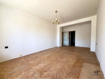 NA PREDAJ 2 IZB. BYT S BALKÓNOM, 52M2, PALÁRIKOVA UL., SENIC - 2