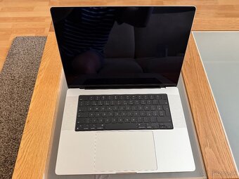 Apple MacBook Pro 16" 2021 - 2