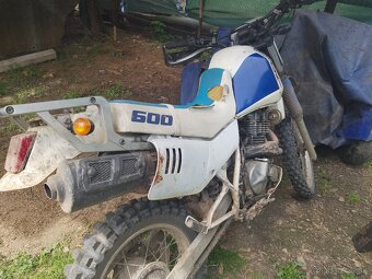 Suzuki DR 600 - 2