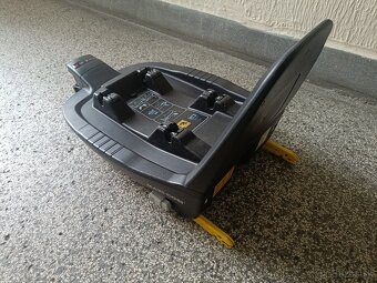 Maxi-Cosi 2 way Fix, Základňa na autosedačku Isofix - 2