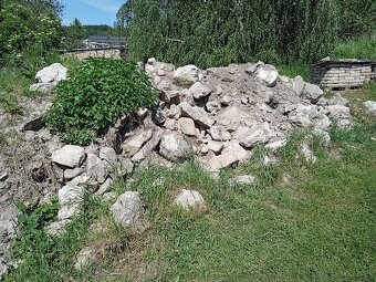 Darujem za odvoz kamene - 2