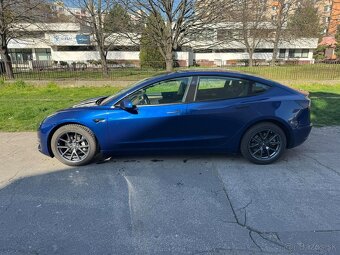 Predám Tesla Model 3 Deep Blue Long Range 75 kWh odpočet DPH - 2