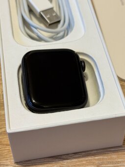 Apple watch 5 44mm 87 bateria - Pekný stav - 2