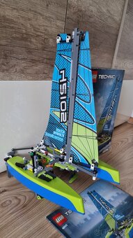 LEGO stavebnice LEGO Technic 42105 - 2