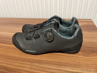 MTB tretry Scott - 2