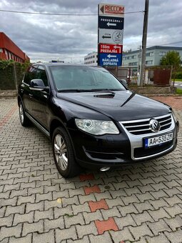 Predam Volkswagen Touareg 3.0 tdi - 2