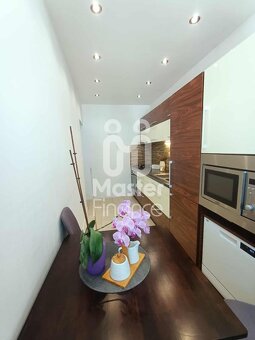 NA PREDAJ KRÁSNY 3-IZBOVÝ BYT  zrekonštruovaný - 2