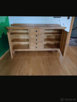 Masívny nábytok - sekretár - 2