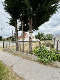 Reality KOMPLEX s.r.o. Vám EXKLUZÍVNE ponúka na predaj pozem - 2