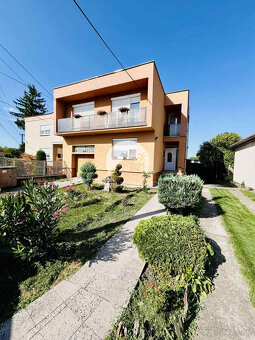 Reality KOMPLEX s.r.o. Vám ponúka na predaj priestranný 4-iz - 2