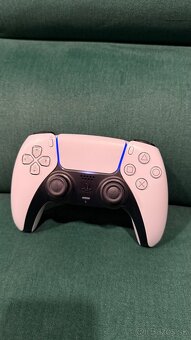 PS5 DualSense ovladace - 2