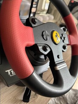 Volant Thrustmaster T150 + pedále (Ferrari) - 2