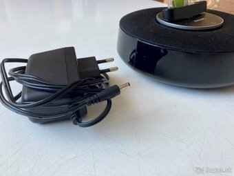Kombinovaná dokovacia stanica a Bluetooth reproduktor - 2