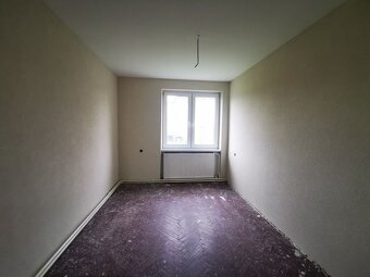 41170-Zrekonštruovaný 2,5 izbový byt Tvrdomestice, 54 m2 - 2