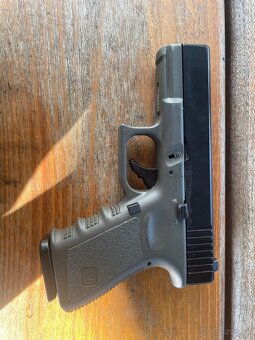 Glock 19 - 2