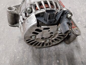 Predam plne funkčný alternator na ford transit 2.4 tde tdci - 2