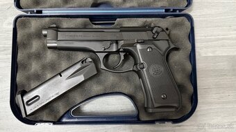 Beretta 92FS - 2